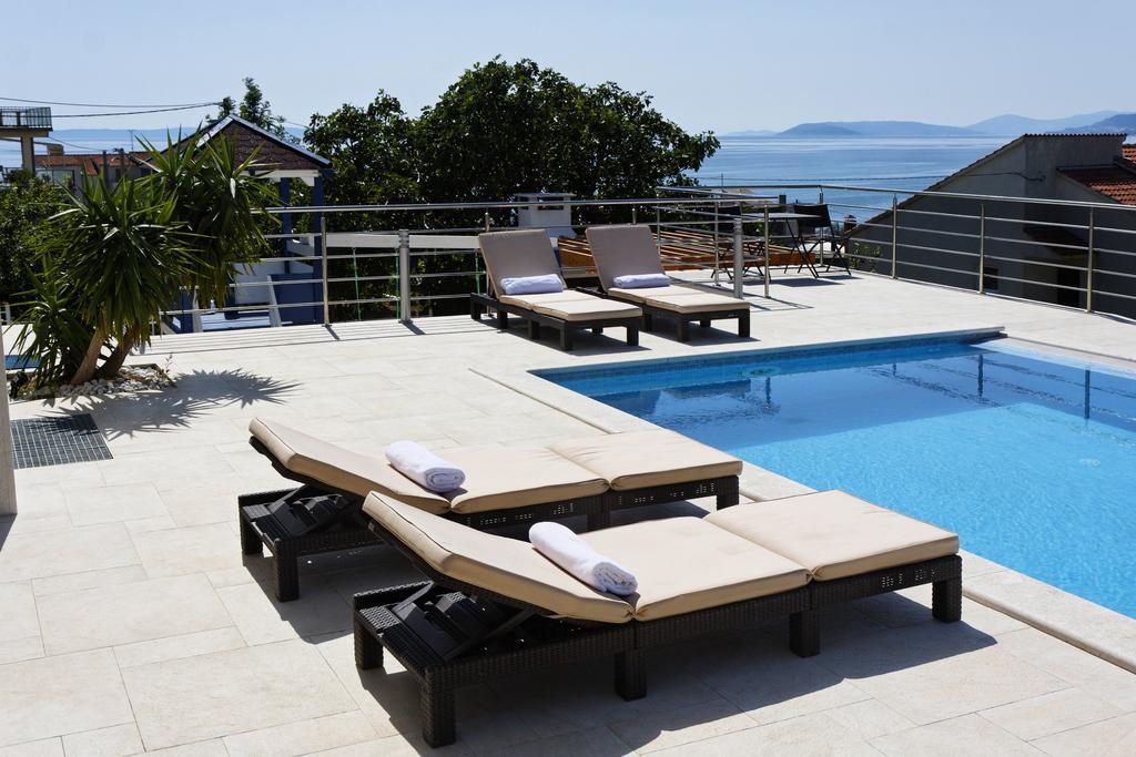 Villa Mermaid Your Croatian Haven With Luxury Pool And Scenic Views Подстрана Стая снимка