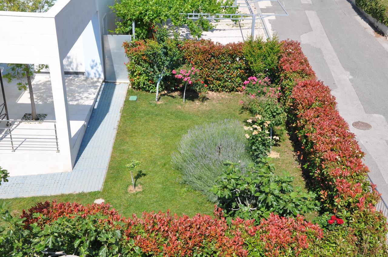 Villa Mermaid Your Croatian Haven With Luxury Pool And Scenic Views Подстрана Екстериор снимка